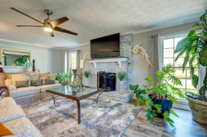 Lush Covington Home with Patio about 32 Mi to Atlanta!